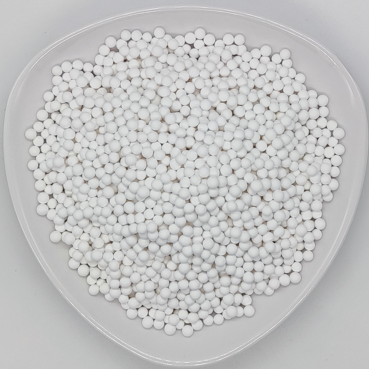 Calcium Sulfite Dechlorination Ceramic Balls